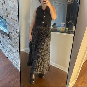 Elegant blue and brown pleated Patterned Skirt